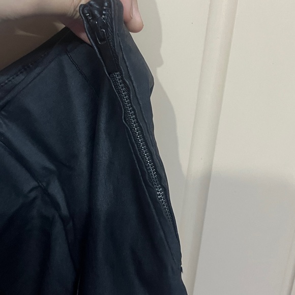 New with 🏷️ Zara faux leather pants - Picture 4 of 6